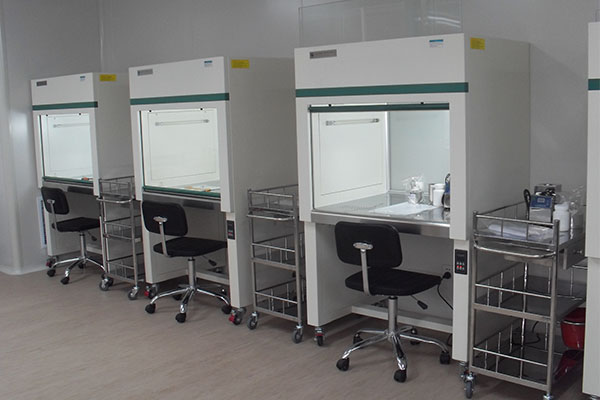 黄瓜视频成人版室中超淨工作台的清潔方法有哪些